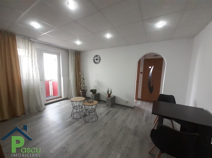 Inchiriere apartament 3 camere Eroii Revolutiei, Piata Progresu, mobilat si utilat